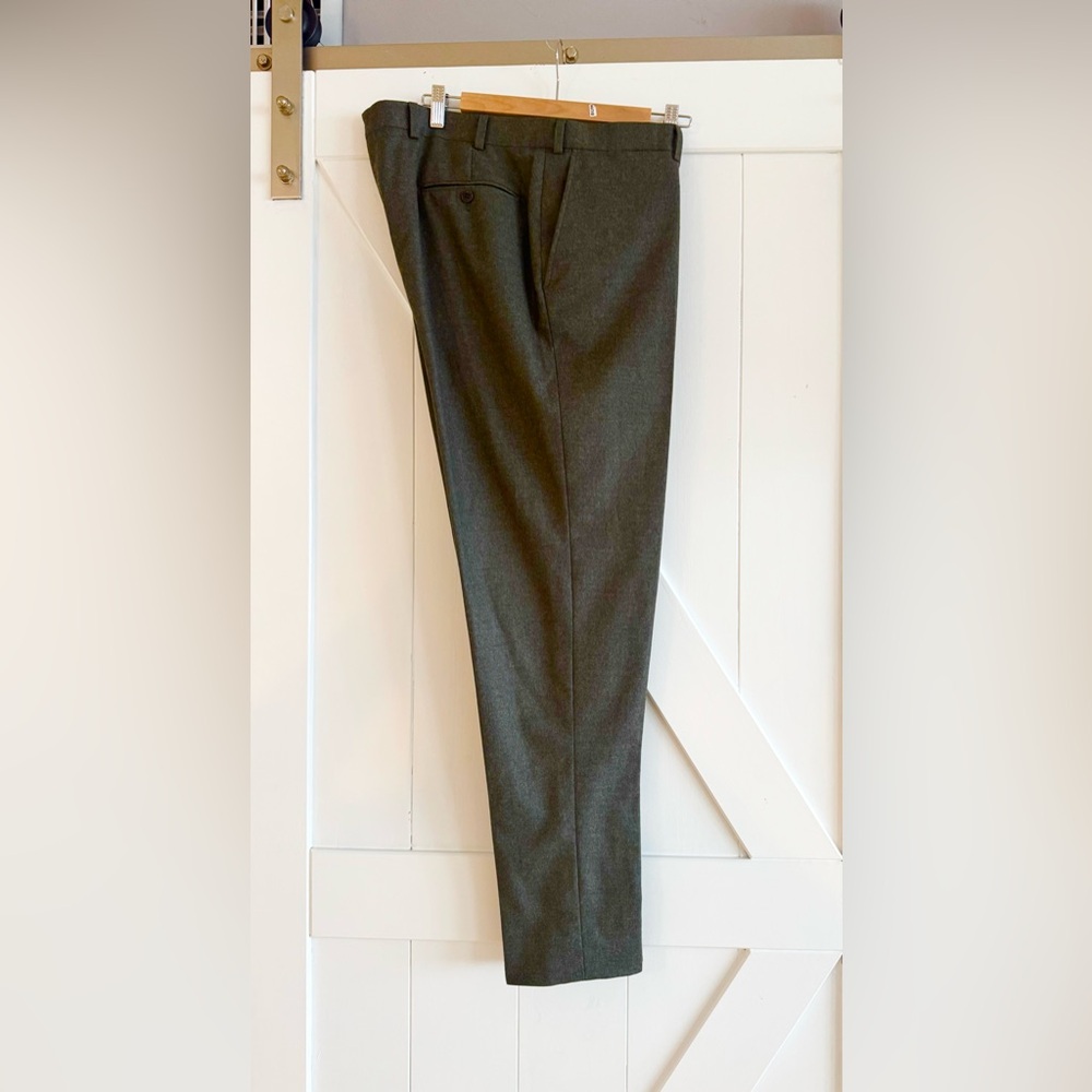 Suitsupply dark olive 100% wool